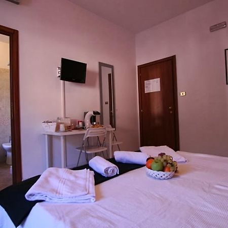 Guest House San Peter Roma Ngoại thất bức ảnh